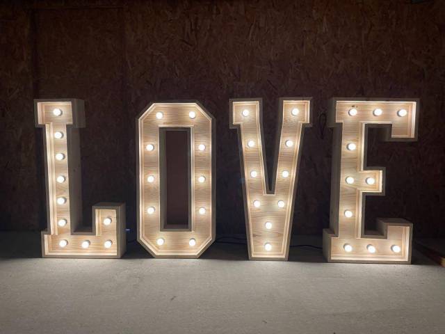 Lettres Love lumineuses 120 cm